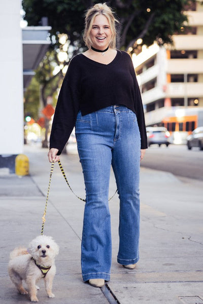 PLUS SIZE - HIGH  RISE MODERN FLARE JEANS